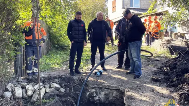 У Карнаухівці оновили аварійну ділянку водопроводу на вулиці Барикадній